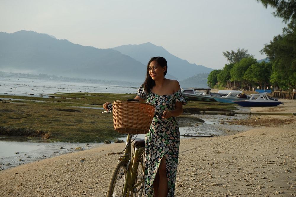 Royal Regantris Villa Karang Gili Air Exterior foto